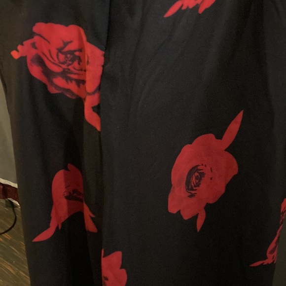 WOMENS SZ 1X SIDE ZIPPER LOW CUT ROSE DRESS LONG SLEEVE - Picture 7 of 7